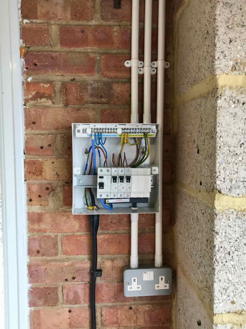 Electric to Shed SummerHouse Garage Outbuilding Electrician